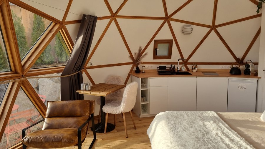 Hébergement AbracadaRoom : Dôme "Le Cocon" vue panoramique – Vosges - Image 4