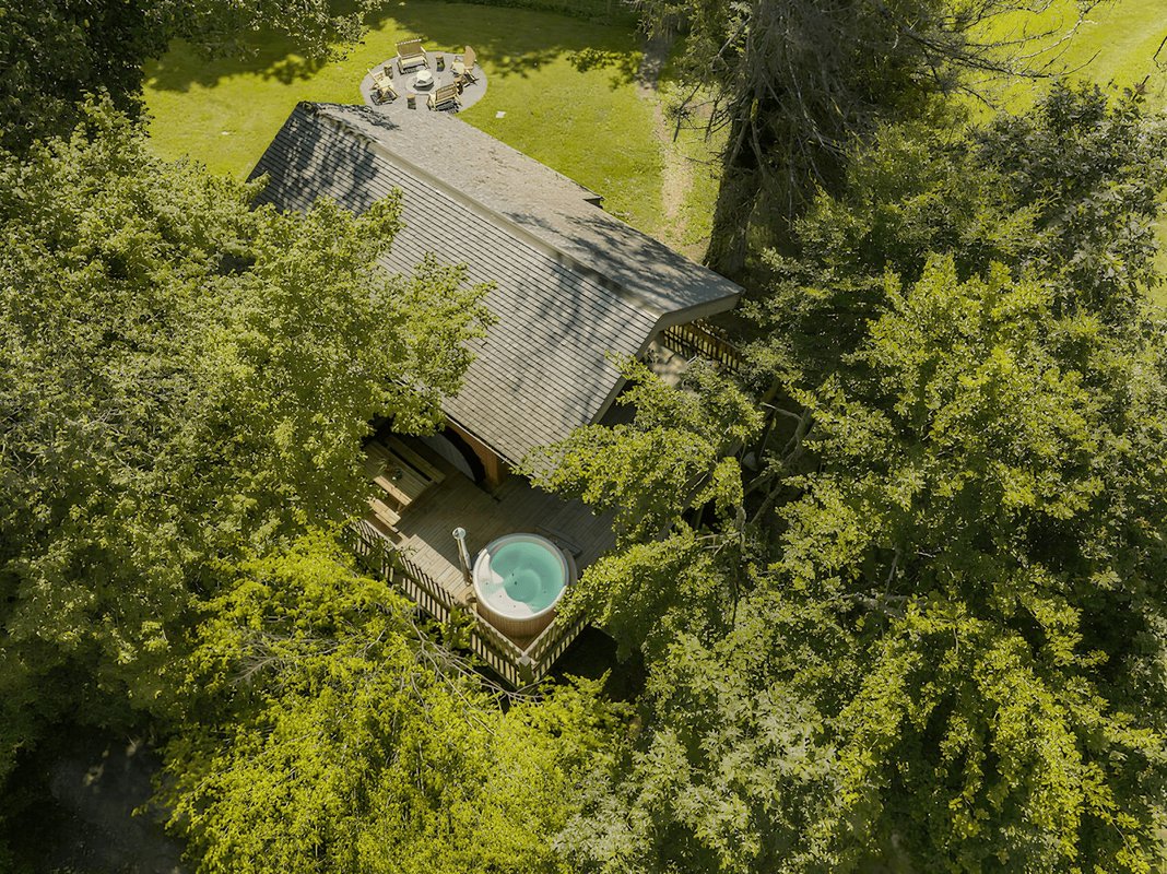 Cabanon Perché  à Château de Memanat à Chavanat (1)