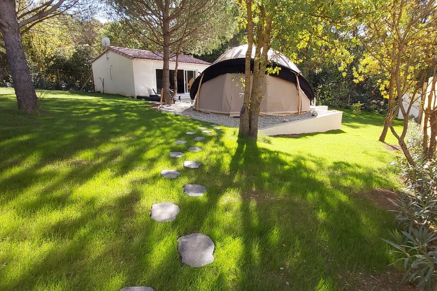 "F"anny - Wigwam, piscine & spa — photo 2