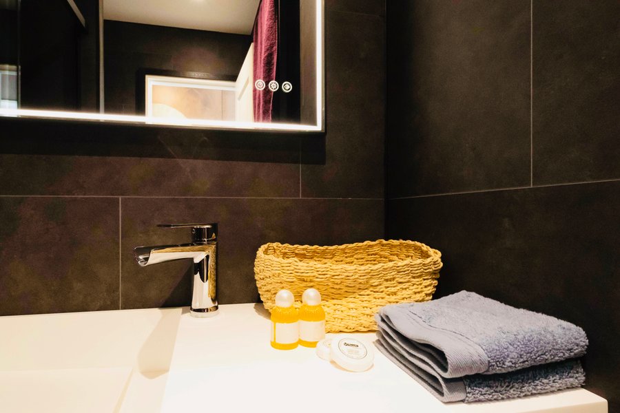 Hébergement AbracadaRoom : L'Escale Royale : Houseboat La Forum Julii - Image 17