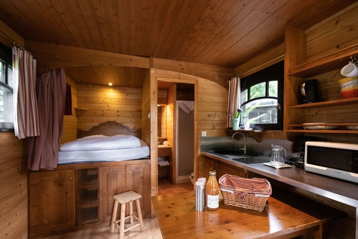 Hébergement AbracadaRoom : La Roulotte familiale Premium - Image 4