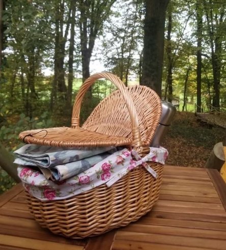 Hébergement AbracadaRoom : La roulotte "Dentelles et enchantements" - Image 6