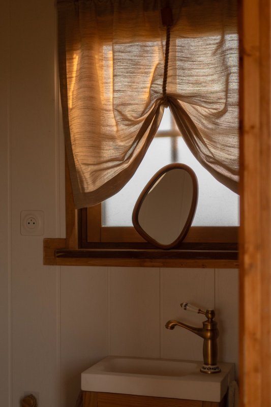 LA ROULOTTE DU RANCH, Bain Nordique, Sauna et Animaux à Blamont (15)