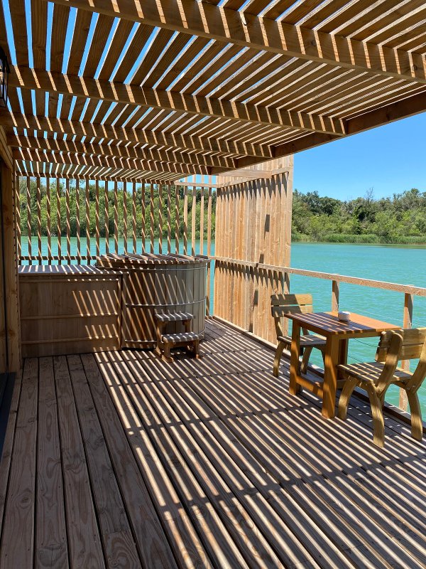 Cabane Spa Paradis à Sorgues (2)
