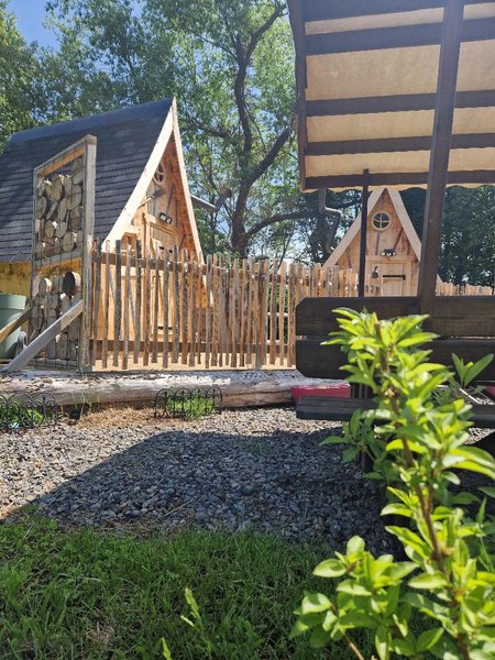 Hébergement AbracadaRoom : Les cabanes féeriques Family du Cheix - Image 3