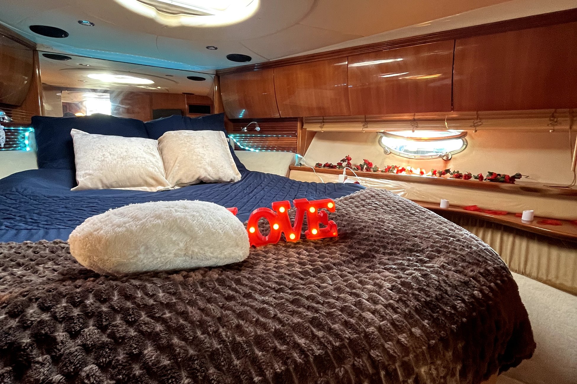 Hébergement UnicStay : Harmonie Yacht - Yacht à Carnon - Offre Essentielle à Mauguio