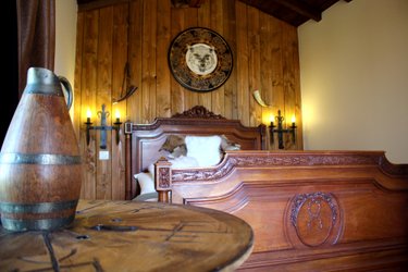 Chambre Viking dans le Beaujolais à Lantignié (1)