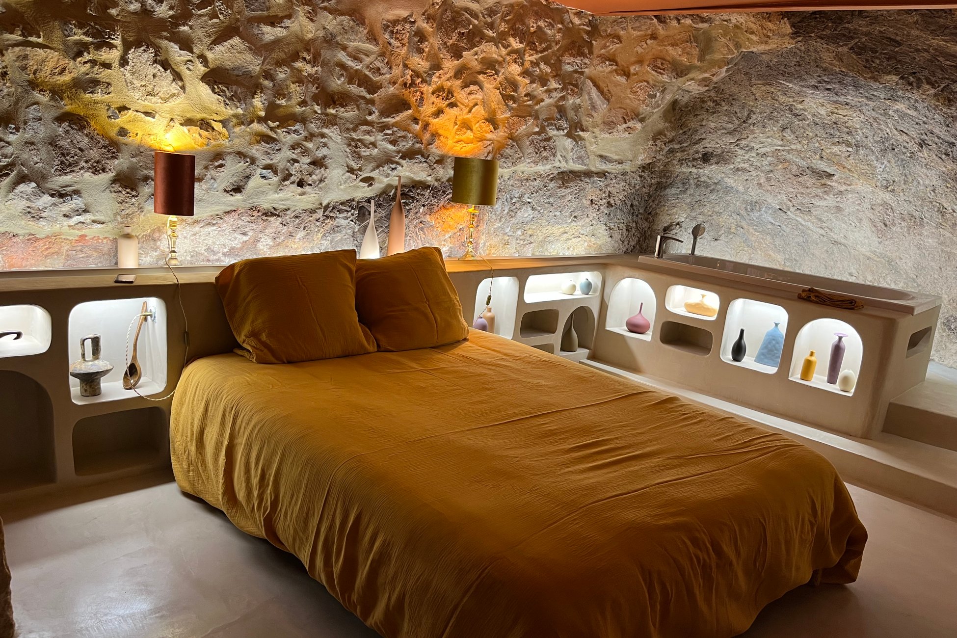 Hébergement UnicStay : Escapade troglodyte à FITOU avec terrasse panoramique à Fitou