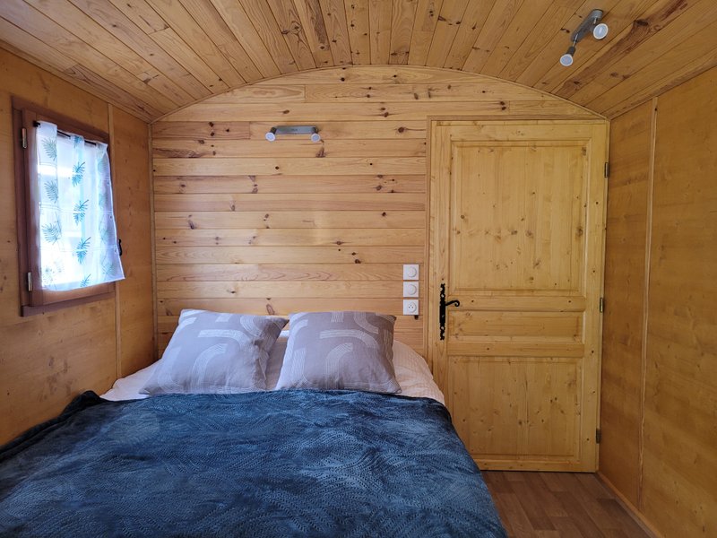 Hébergement AbracadaRoom : La Roulotte des Lutins - Image 6