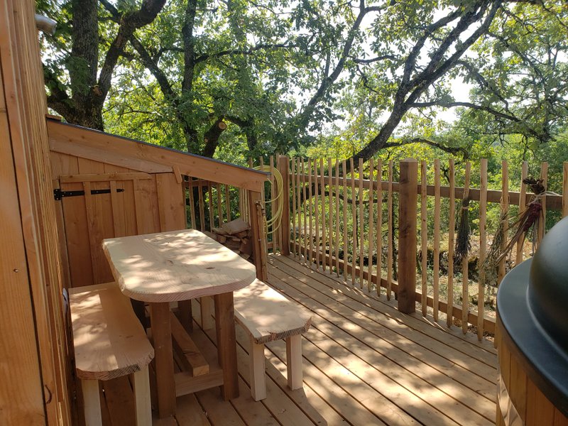 Hébergement AbracadaRoom : Ma cabane des rails & SPA - Image 17