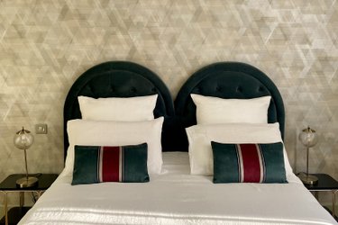 Chambre Aventurine – chambre double élégante avec salle de bain – Maison Balmelle Gramat à Gramat (2)