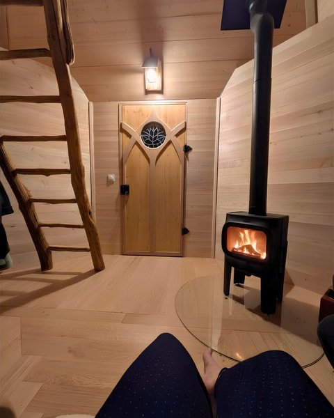 Hébergement AbracadaRoom : Le clocheton des fées - Image 3
