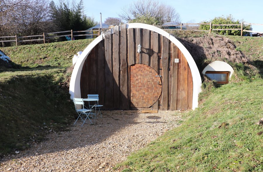 Hébergement AbracadaRoom : Maison de Hobbit Arwen & Spa - Image 1