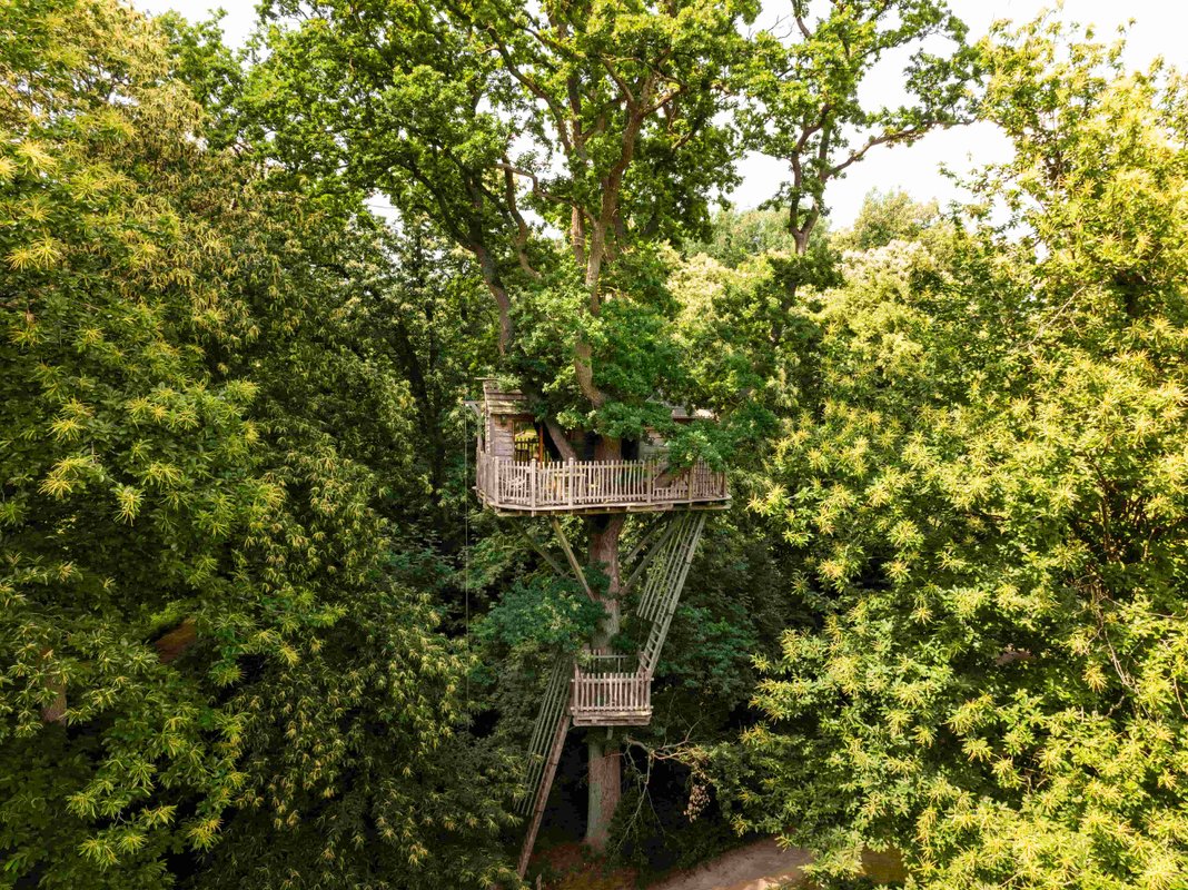 Cabane Imprenable à Raray (8)
