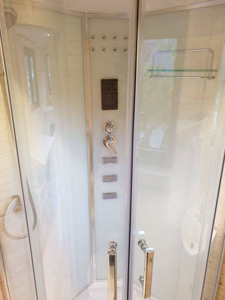 Hébergement AbracadaRoom : Le Chalet-Roulotte & Spa - Image 9