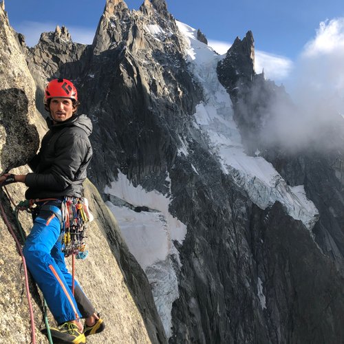 Alexis TeyssierMoniteur Diplômé d’État en Escalade &amp; Canyon (DEJEPS)
