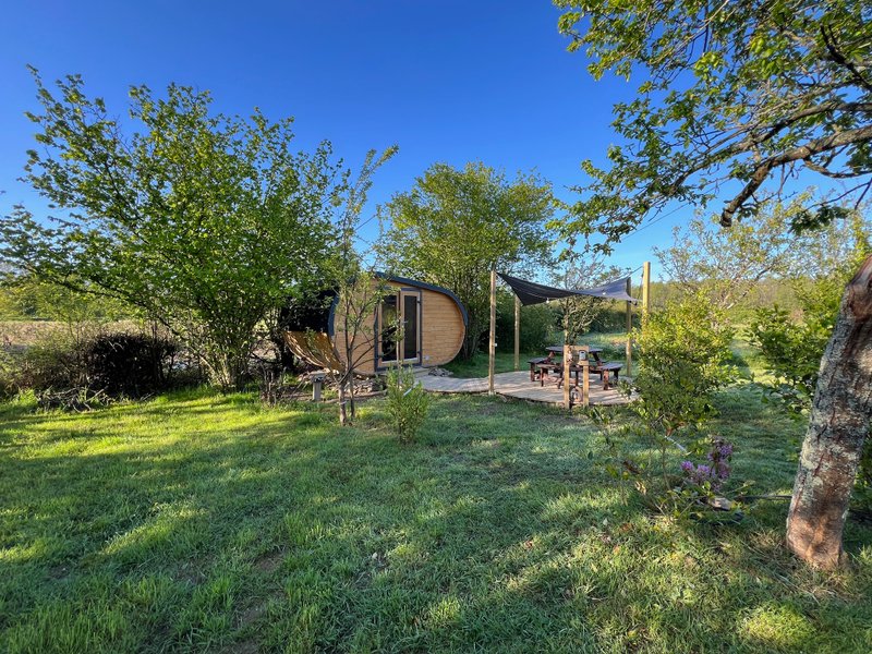 Hébergement AbracadaRoom : Barrel insolite dans le vignoble - Image 1