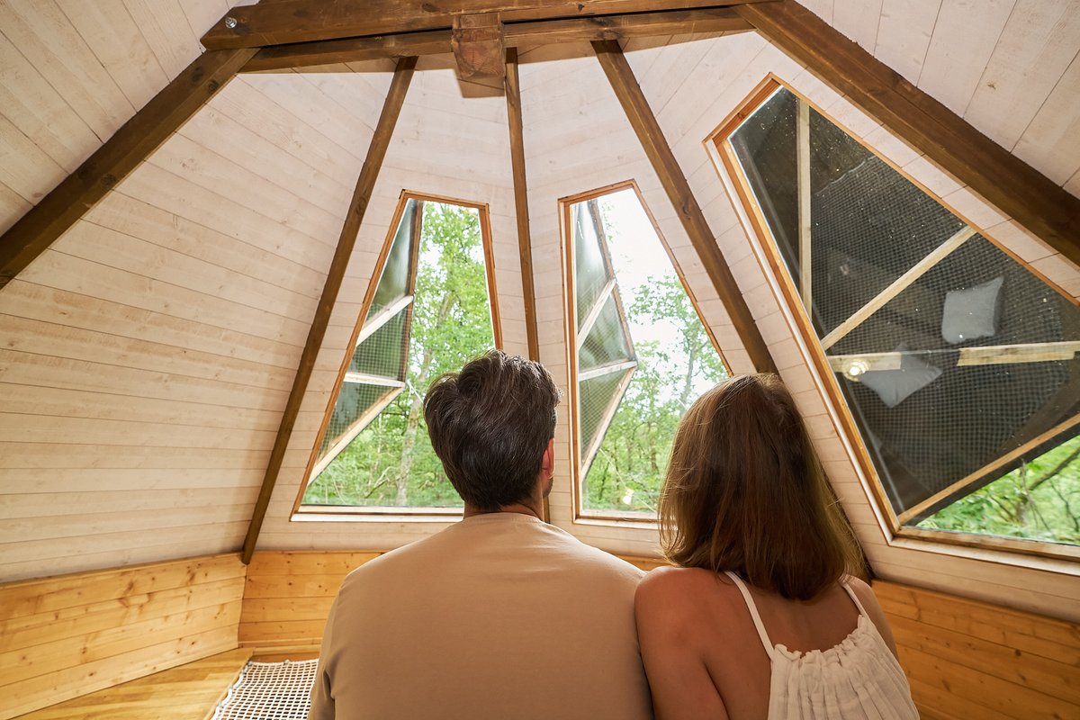 Cabane avec spa "Cocoon" à Lamothe-Fénelon (18)