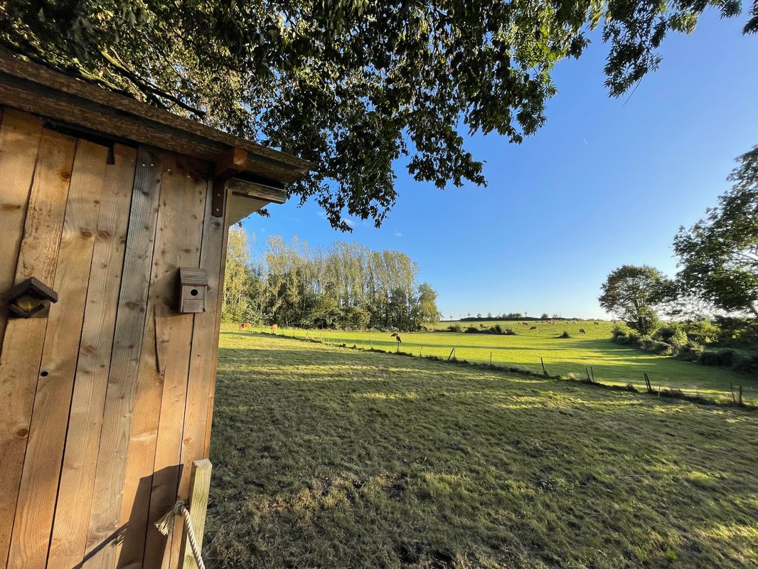 La cabane" l'atelier du peintre" à Reumont (10)