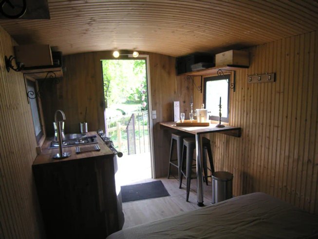 Hébergement AbracadaRoom : La roulotte d'Elise & Bain nordique - Image 5