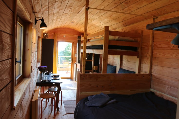 Hébergement AbracadaRoom : La grande roulotte de Pitoué - Image 3