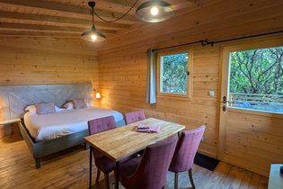 Les Cabanes dans les bois