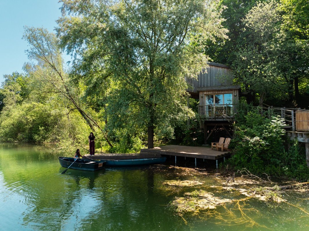 Cabanes Duo Spa sur Pilotis au Bord de l'Eau à St-Léger-Aux-Bois (11)