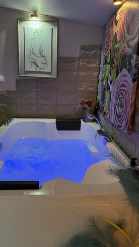 Hébergement AbracadaRoom : Cabane Romantique Du Jardin Balnéothérapie - Image 27