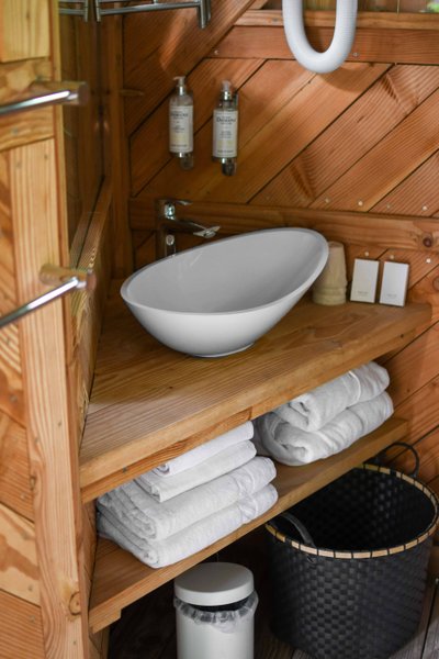 Hébergement AbracadaRoom : La Cabane Spa Le Charme - Image 12