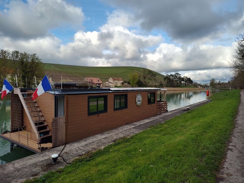 Hébergement AbracadaRoom : House Boat avec SPA naviguant en Champagne - Image 15