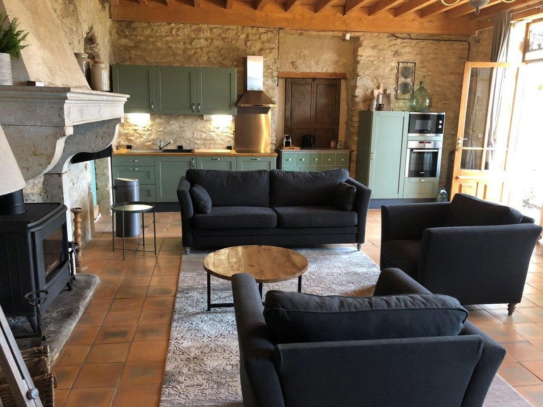 Gîte Rose à Charmes-Sur-L'herbasse (3)