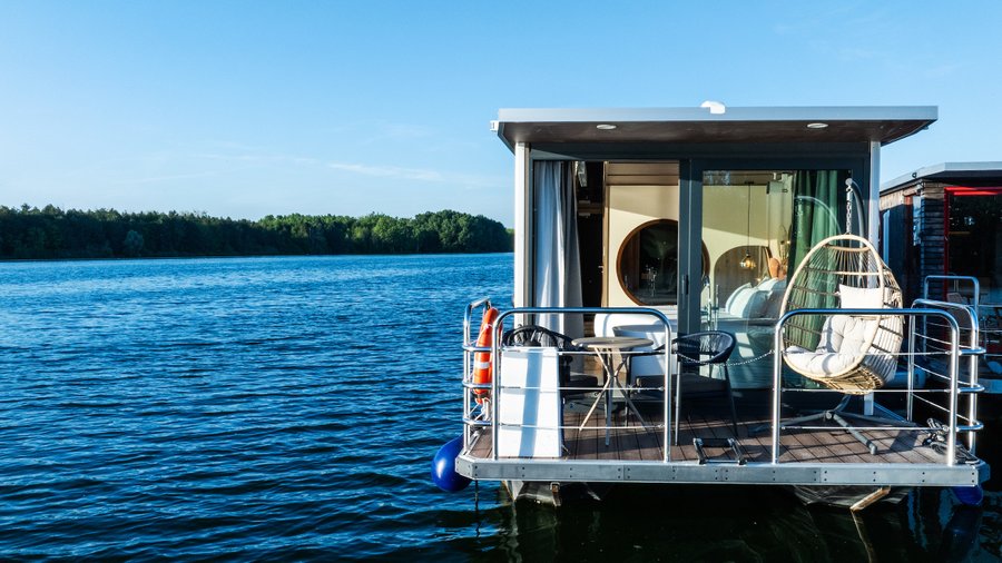 Hébergement AbracadaRoom : Suite flottante Panoramique Lit rond Balnéo Sauna - Image 4