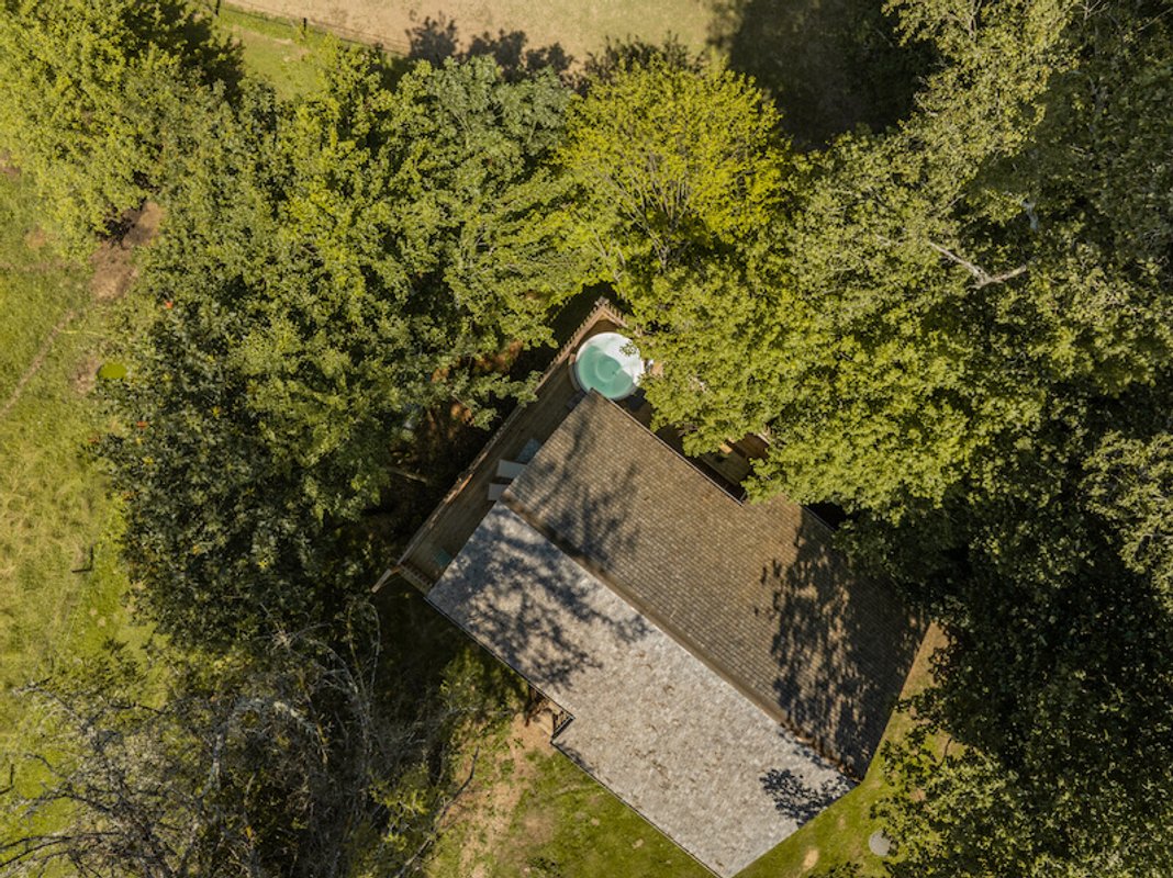 Cabanon Perché  à Château de Memanat à Chavanat (13)