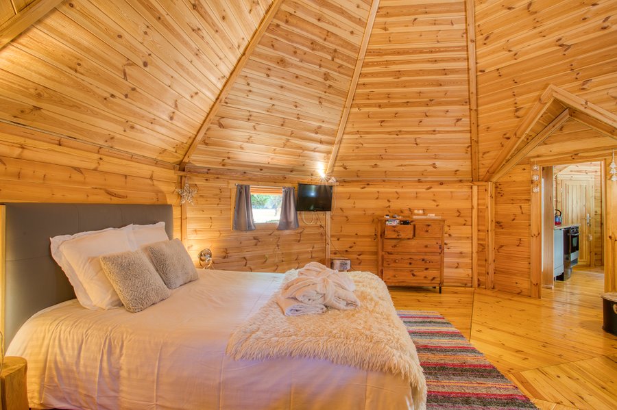 Hébergement AbracadaRoom : La Cabane Spa du Charme - Image 4