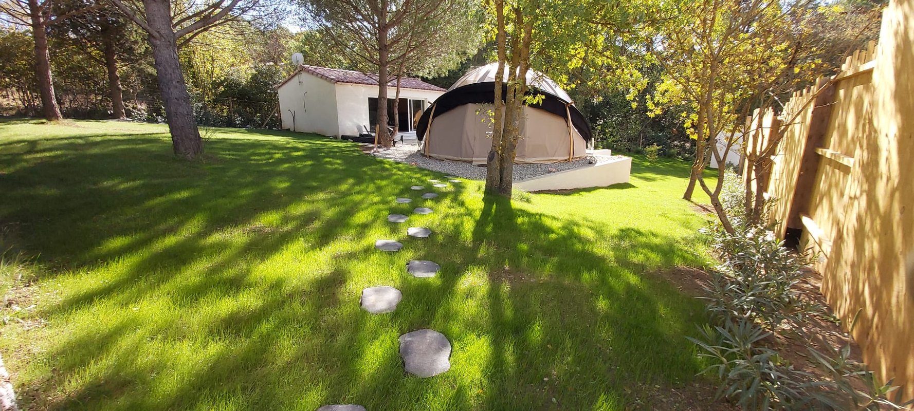 "F"anny - Wigwam, piscine & spa à Malves En Minervois (45)