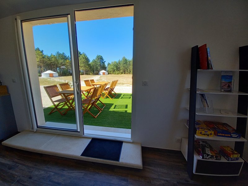 Domaine AbracadaRoom : A Ventoux Yourte - Image 15