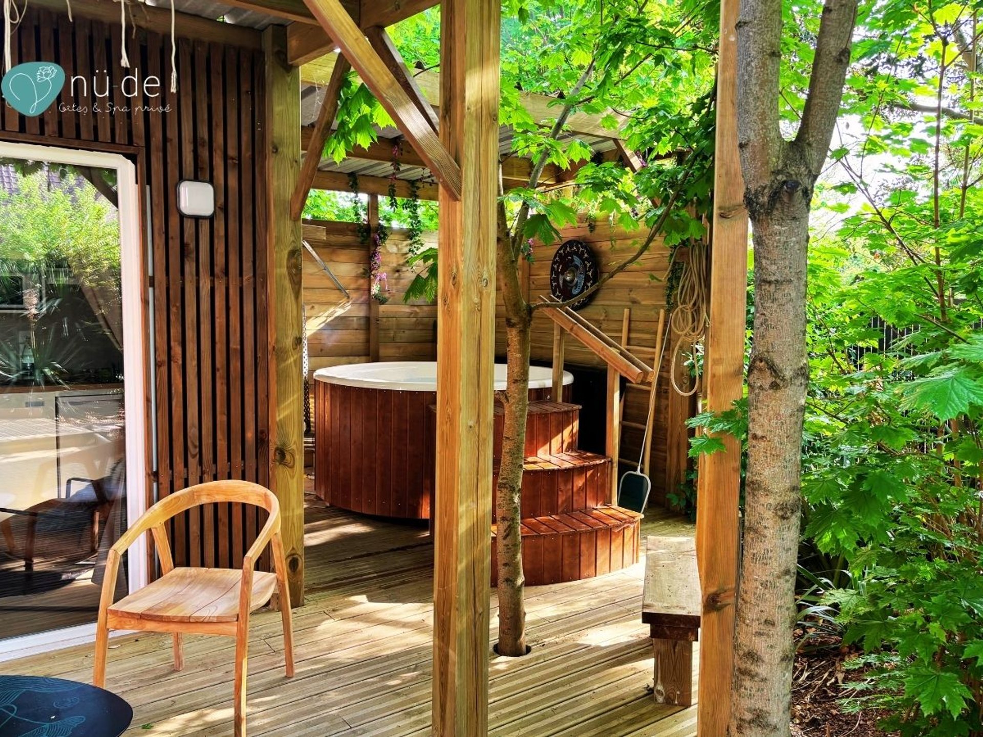 Lodge Valhalla - bain nordique-kota grill (repas inclus)-sauna au feu de bois