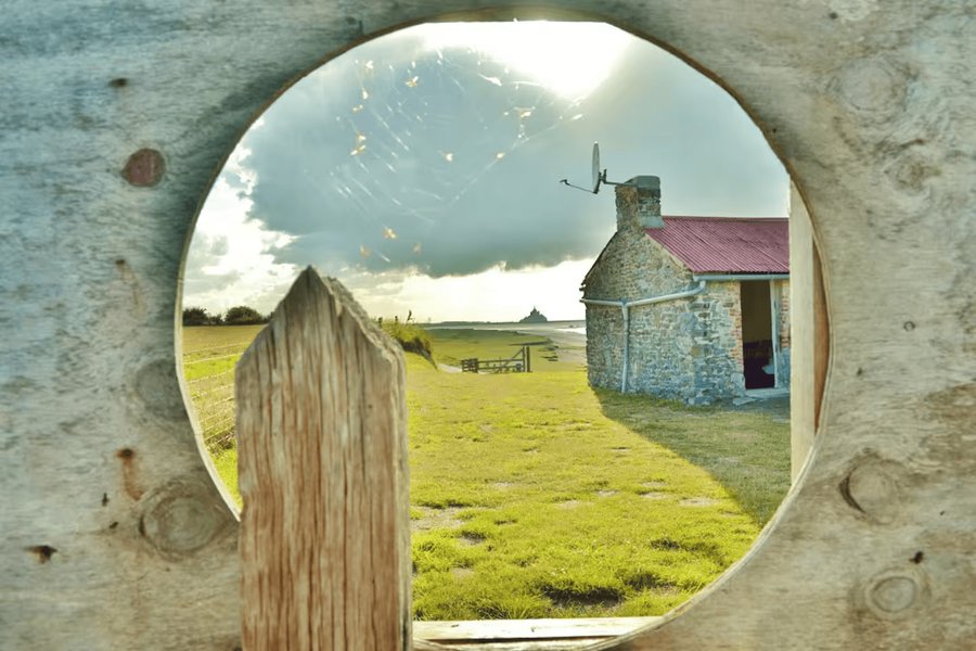 Domaine AbracadaRoom : Cabane de douanier en baie du Mont Saint Michel - Image 3