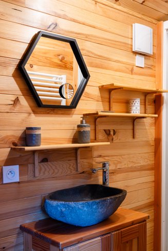 Hébergement AbracadaRoom : Roulotte la Clé du Luberon & SPA - Image 27