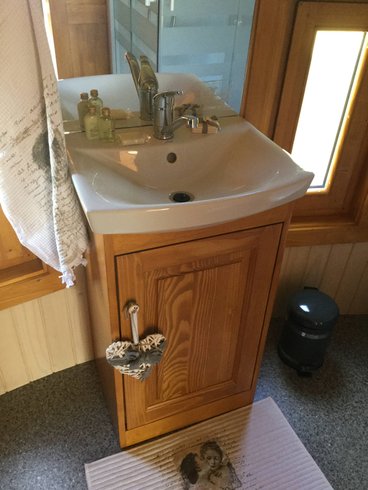 Hébergement AbracadaRoom : Tiny House & Spa - Image 11