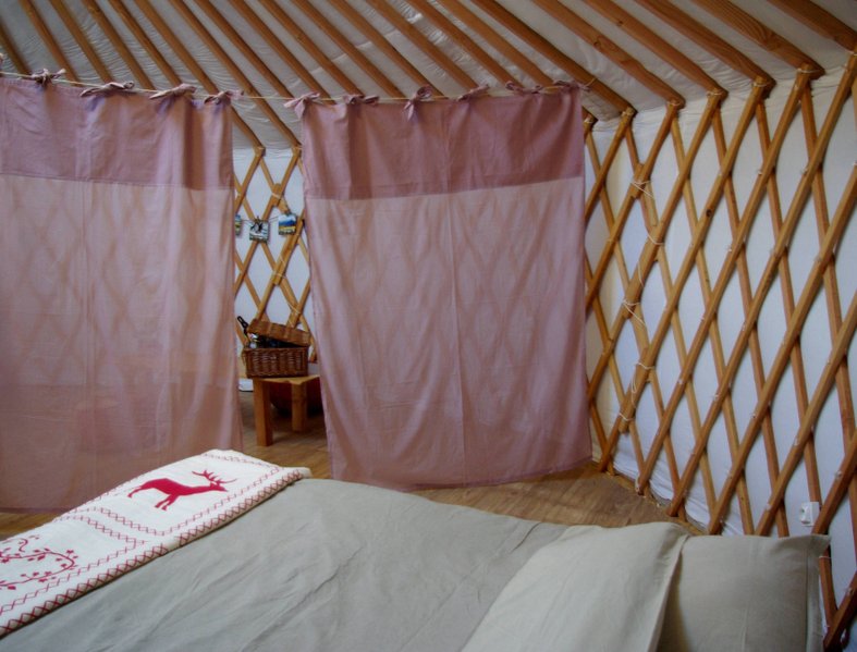 Hébergement AbracadaRoom : Yourte de Montagne de Ratery - Image 6