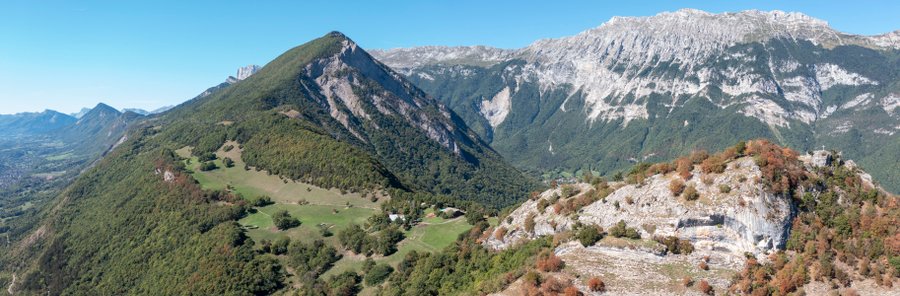 Domaine AbracadaRoom : Domaine du Rocher Saint-Loup dans le Vercors - Image 1