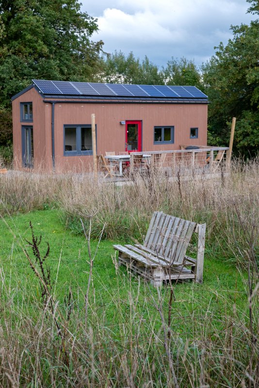 Les Jours Heureux Tiny House à Villers-Le-Gambon (4)