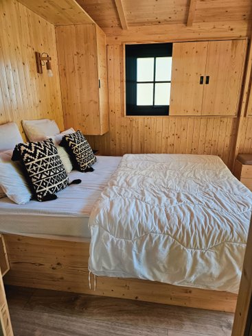 Hébergement AbracadaRoom : La Cabane du Héron, lodge sur pilotis, étang, nature, biodiversité - Image 11