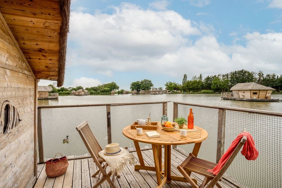 Domaine AbracadaRoom : Village Flottant de Pressac - Image 5