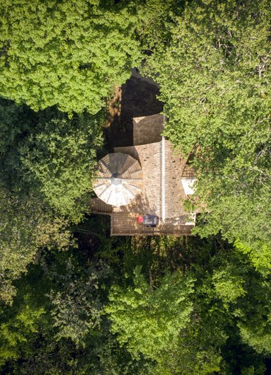 Cabane féérique  Spa - Cigogne noire à Vernois Les Vesvres