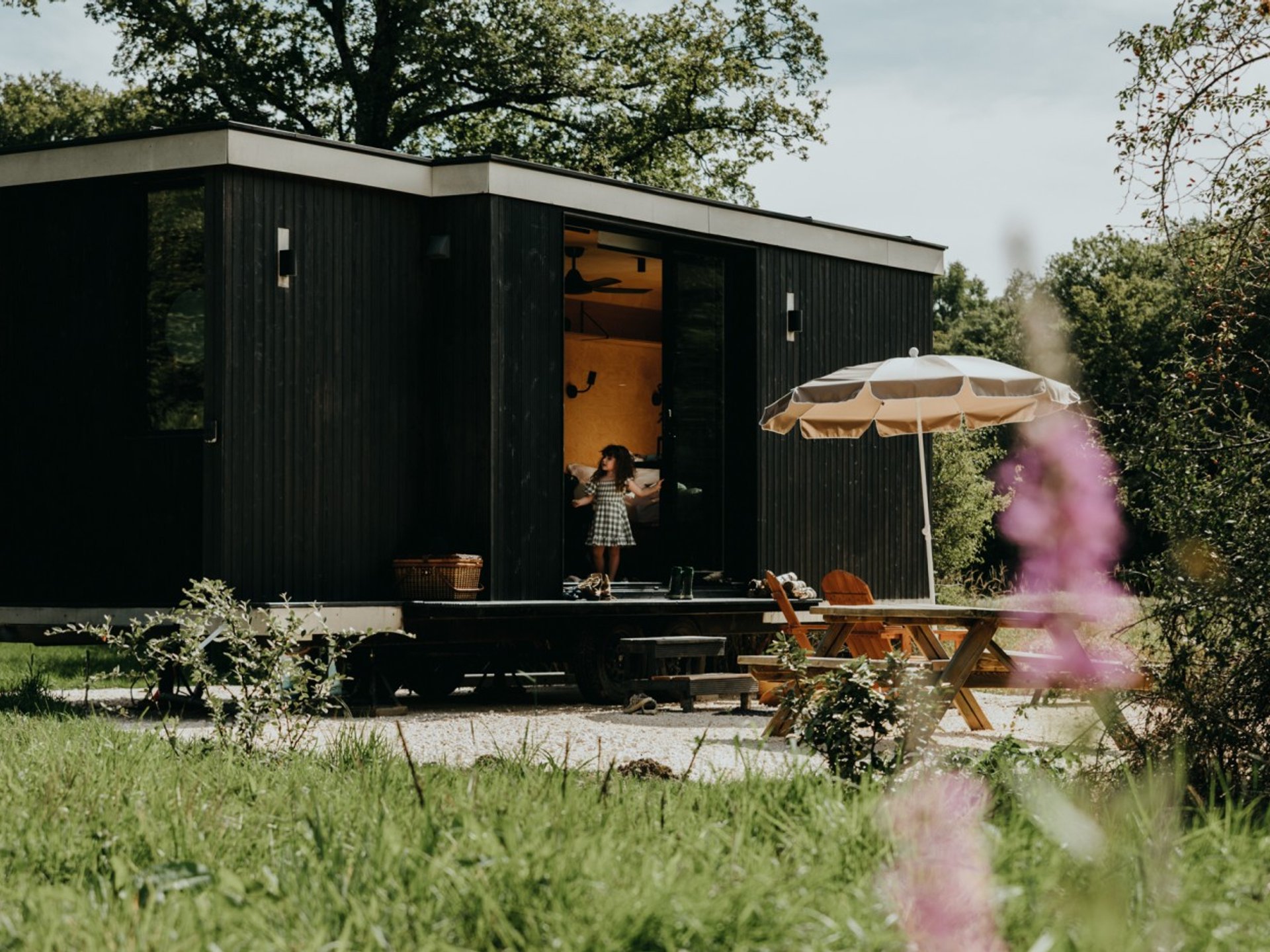 Parcel Tiny House - sur les berges d'un étang en Bourgogne (1)