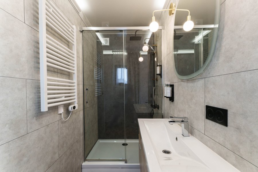 Hébergement AbracadaRoom : Suite flottante Lit king-size Balnéo - Image 13