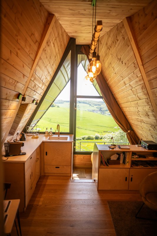 Becos : ecolodge de luxe en pleine nature avec vue et bain nordique à Massingy-Lès-Vitteaux (16)