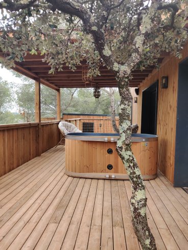 Hébergement AbracadaRoom : Villa Couple Baignoire Jacuzzi et Filet - Image 7